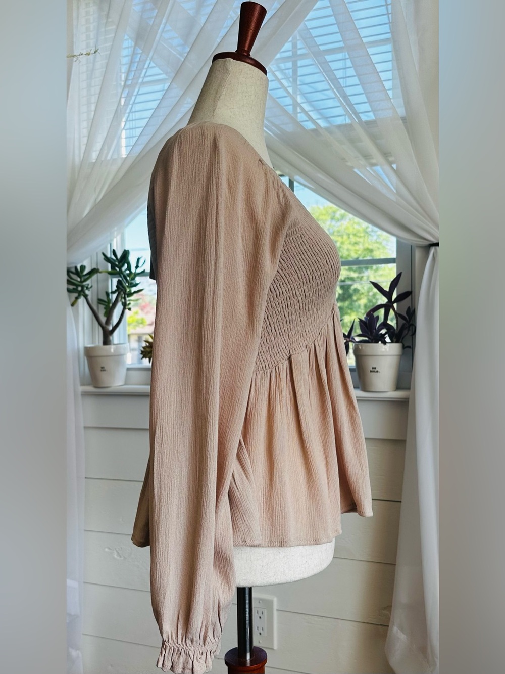 IN LOOM Dusty Rose Long Sleeve V-Neck Babydoll Top NWT! 
Size: S - Picture 5 of 8